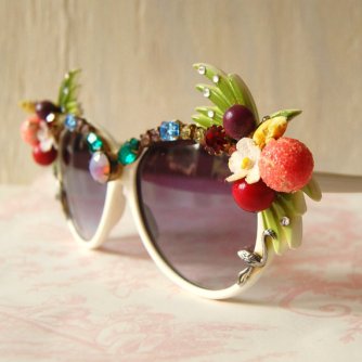 https://www.etsy.com/listing/75653387/vintage-quirky-rhinestone-and-fruit